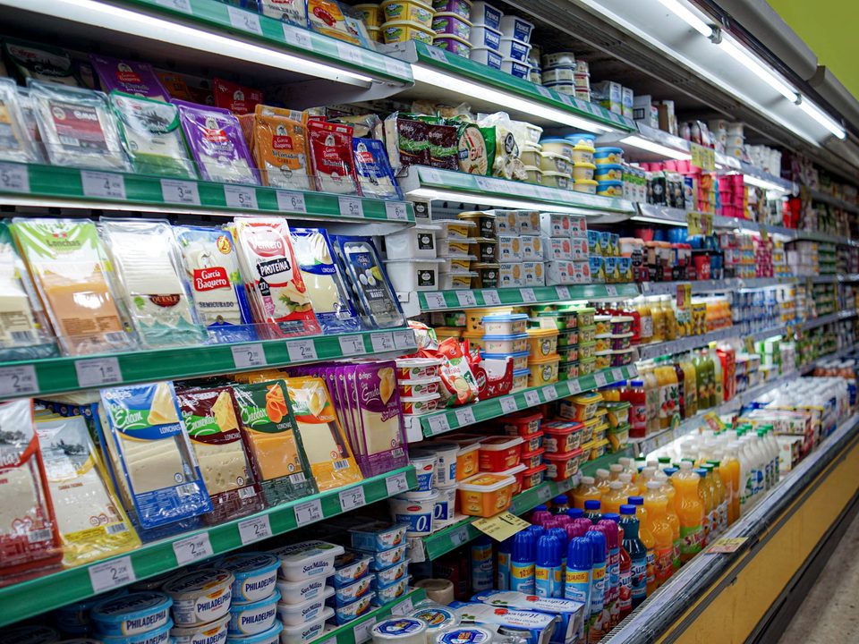 Rayons d'une supérette alimentaire
